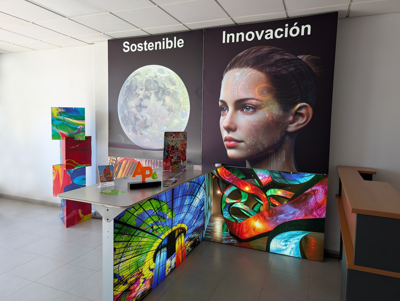 Cajas de luz, Marcos textiles y Lienzos