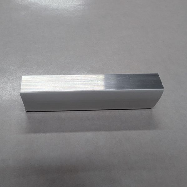 Perfil de Pared para Lona con Tensor de PVC Blanco