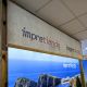 Estores enrollables inteligentes a medida con impresión para profesionales